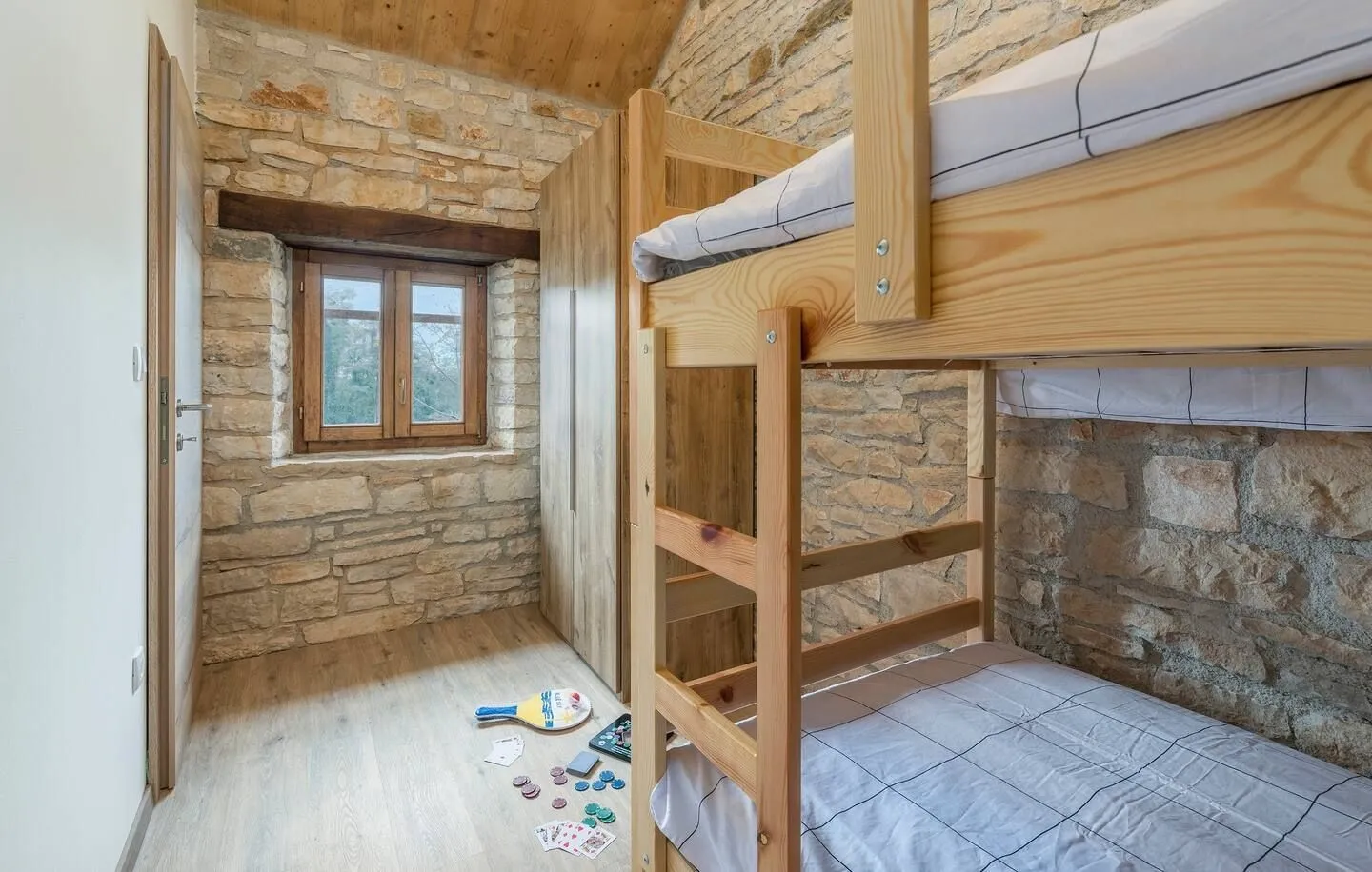 istra, grožnjan - prekrasno imanje sa 5 stambenih jedinica - slika 52