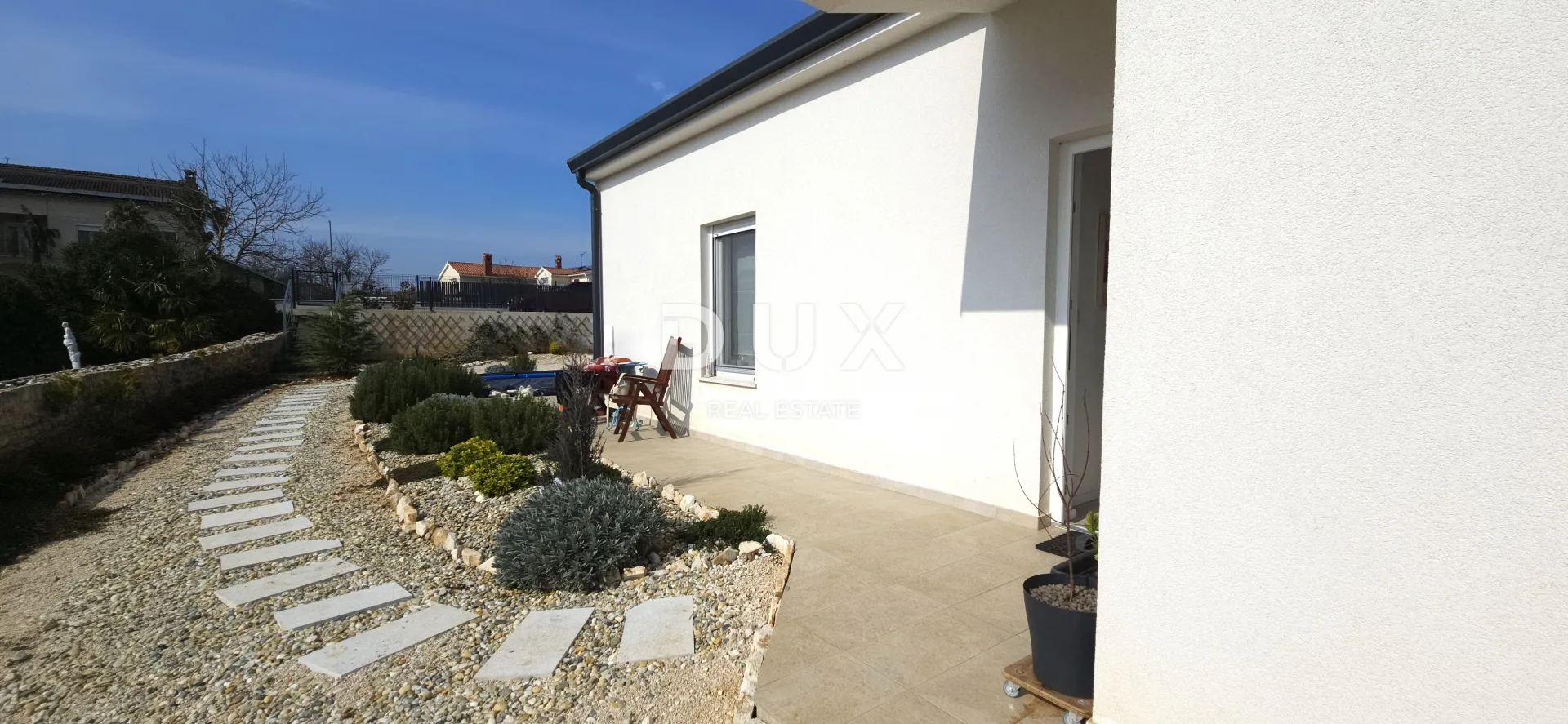 istra, tinjan - moderna prizemnica s bazenom, novogradnja - slika 33