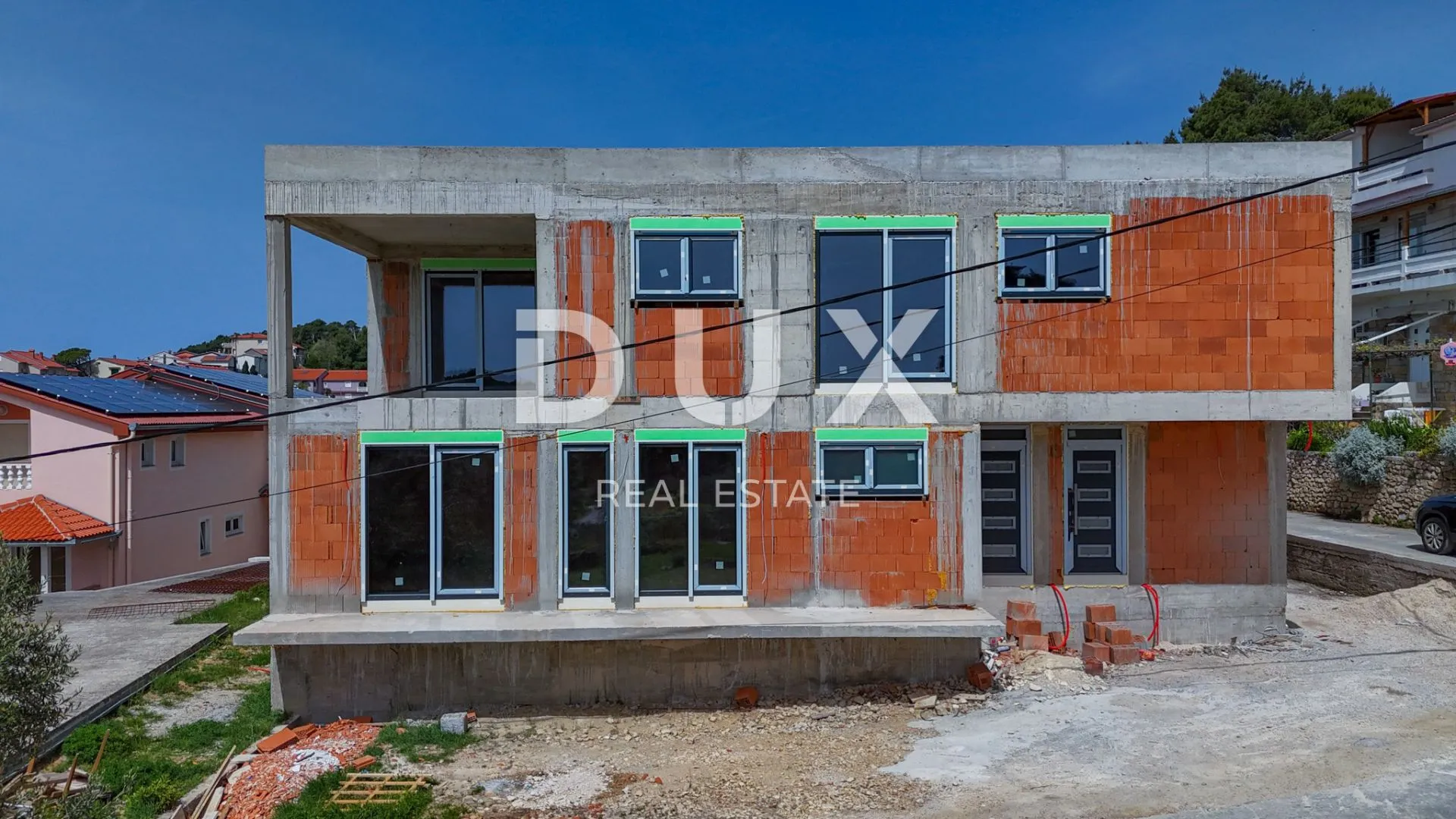 otok rab, banjol - penthouse s pogledom na more i 4 zvonika - slika 2