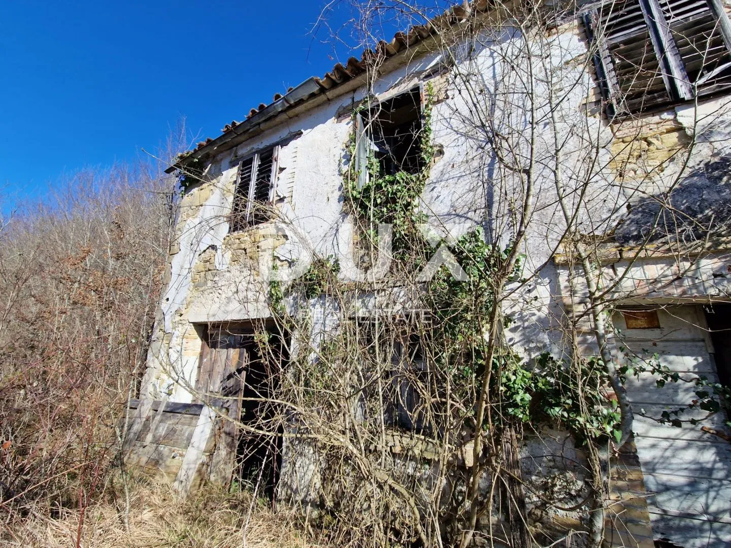 istra, pazin - imanje za obnovu - slika 10