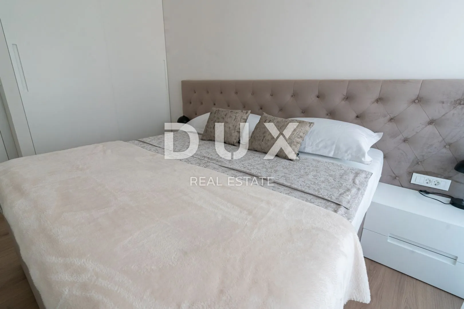 opatija, centar - stan 132m2 u novogradnji s vrtom, bazenom, garažom, pogled na more, centar opatije - slika 11