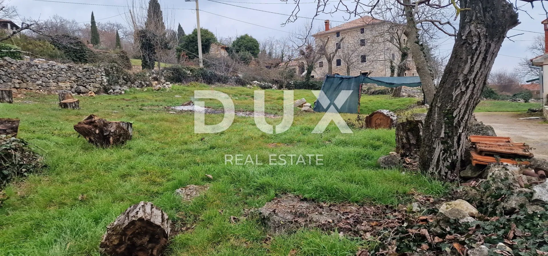 istra, motovun, okolica - dvije kuće za adaptaciju s dvorištem - slika 26