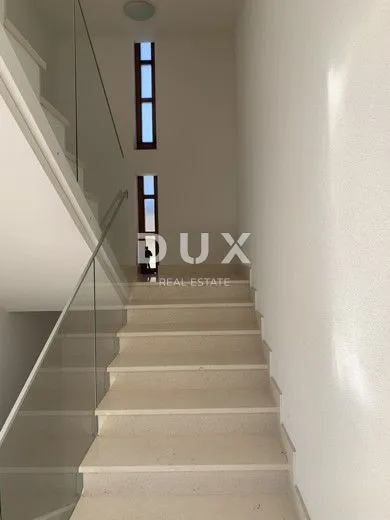 otok krk, krk - luxuzni penthouse prvi red do mora! - slika 4