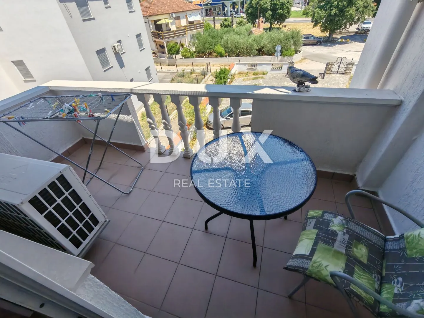 zadar, sukošan - prostrani namješten stan s pogledom na more u blizini centra! - slika 15