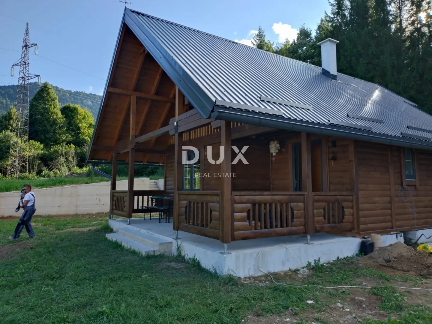 gorski kotar, lič, drvene kuće, tri sobe, 84m2+25m2 - slika 4