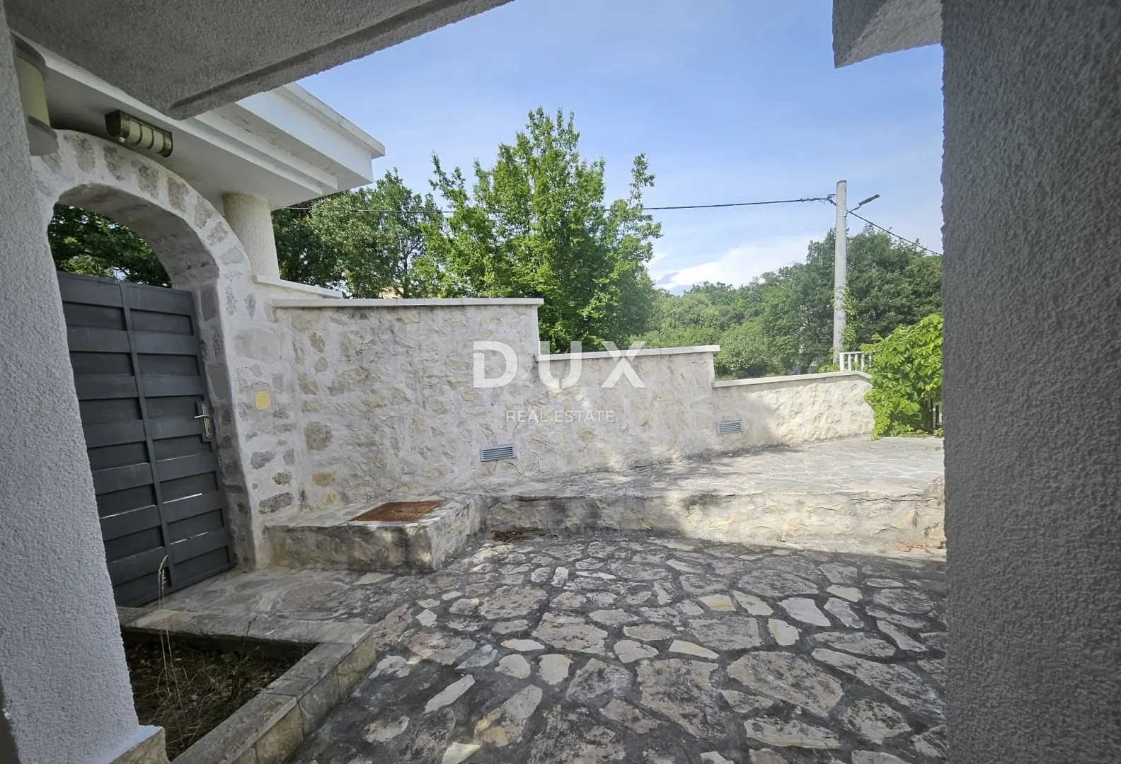 zadar, maslenica - posebna kuća u 1. redu do mora! - slika 23