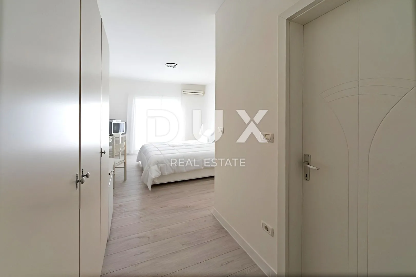 istra, umag - hotel na pogodnoj lokaciji - slika 6