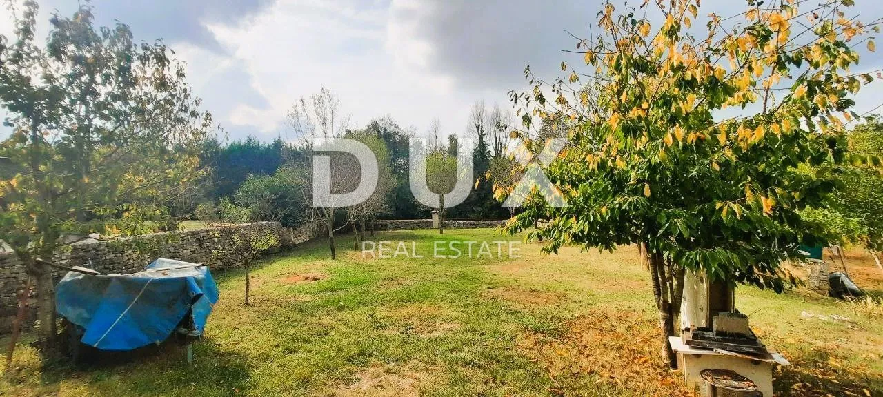 ISTRA, SVETVINČENAT, OKOLICA - Građevinsko zemljište u mirnom naselju