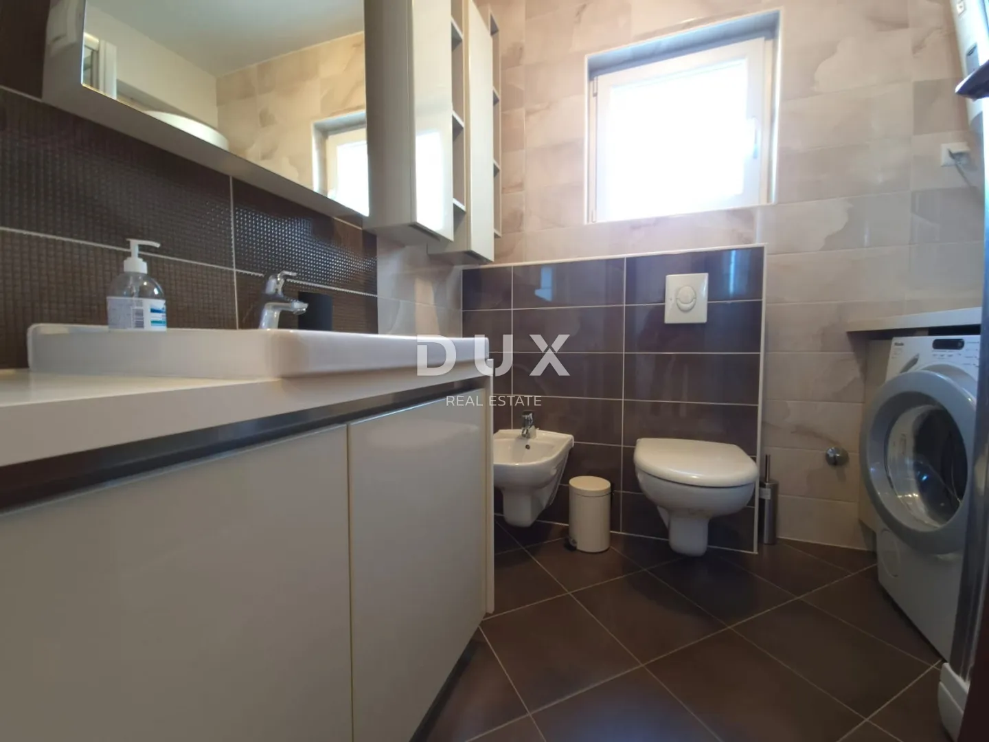otok otok murter, murter - prilika! ekskluzivan četverosoban penthouse - slika 10