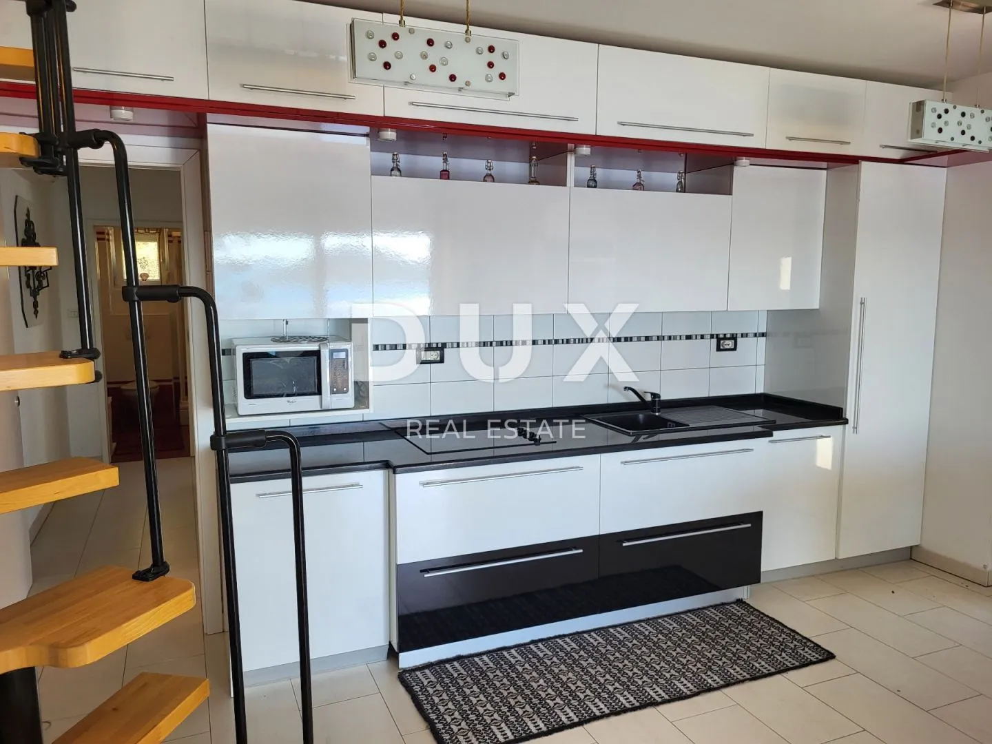 zadar, pakoštane - dvoetažni apartman s predivnim pogledom - slika 9