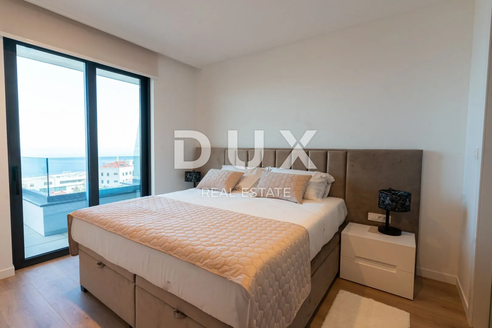opatija, centar - stan 132m2 u novogradnji s vrtom, bazenom, garažom, pogled na more, centar opatije - slika 13