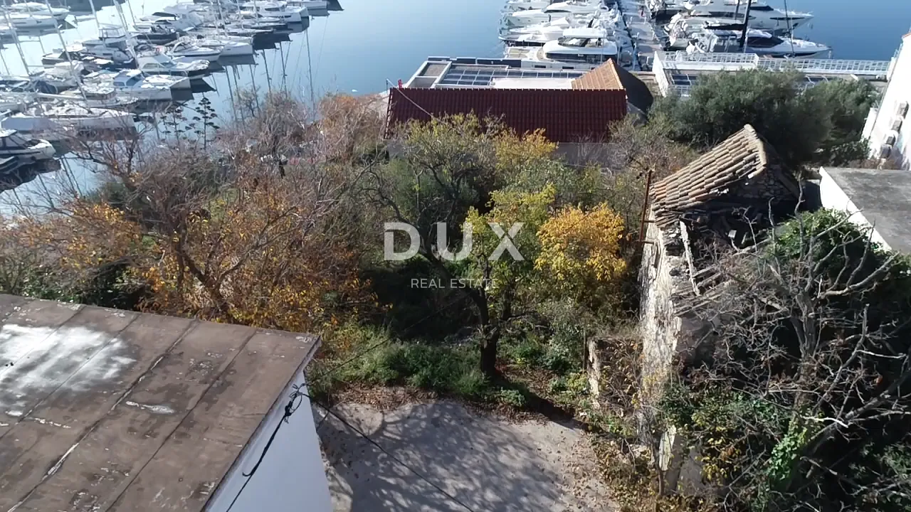 šibenik, mandalina - građevinsko zemljište s 2 stare kuće - slika 2