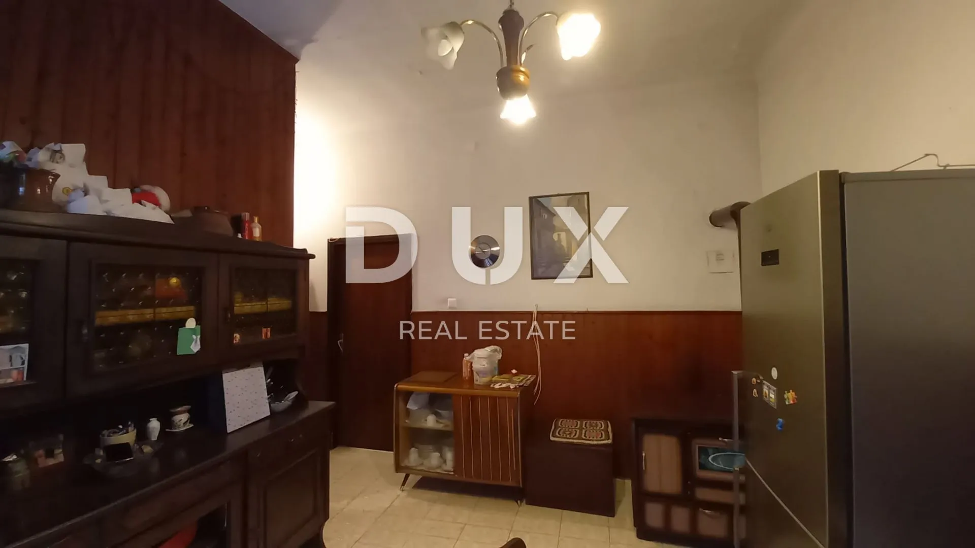 ISTRA, PULA Stan za adaptaciju idealan za više apartmana u blizini Arene!