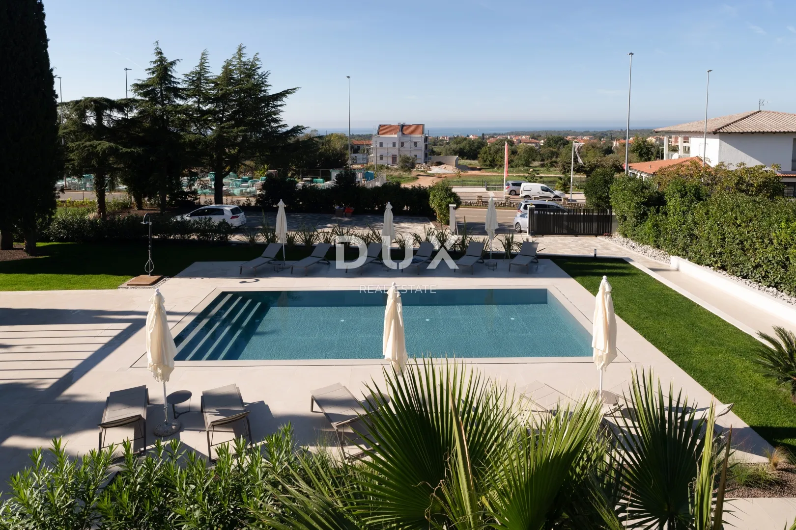istra, poreč – ekskluzivna vila, tri stambene jedinice, luksuz uz more - slika 4