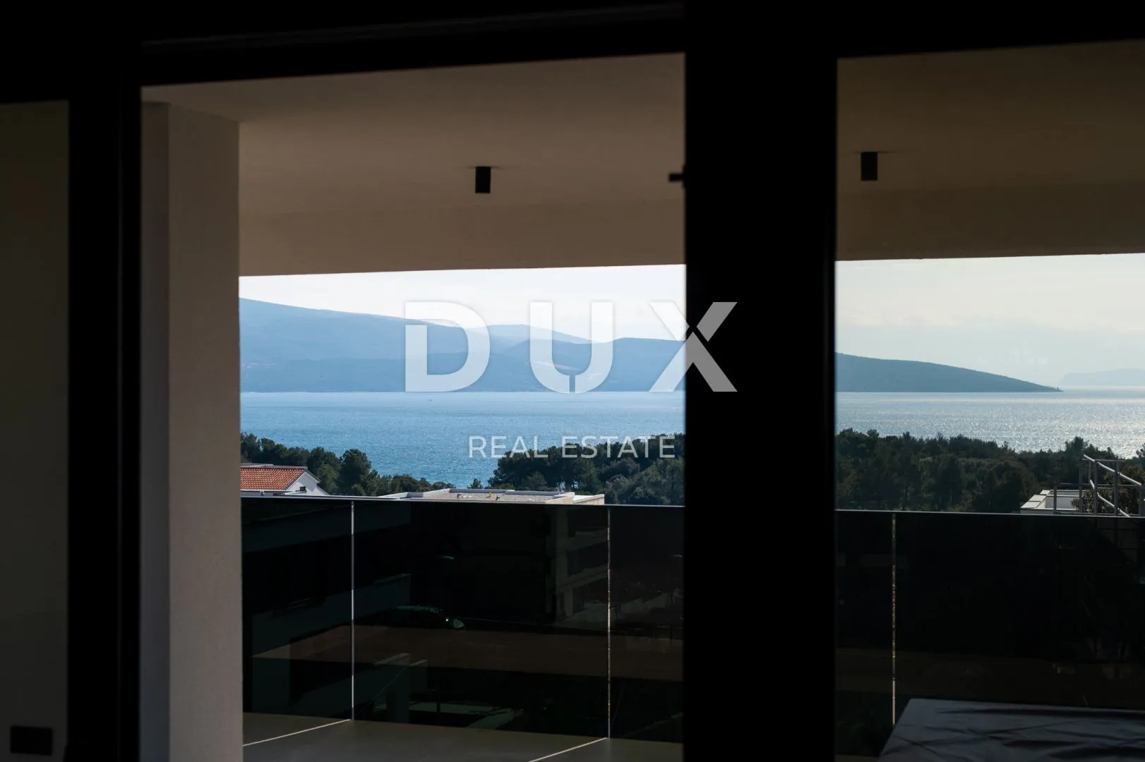 grad krk, centar - dvoetažni penthouse s bazenom i panoramskim pogledom - slika 11