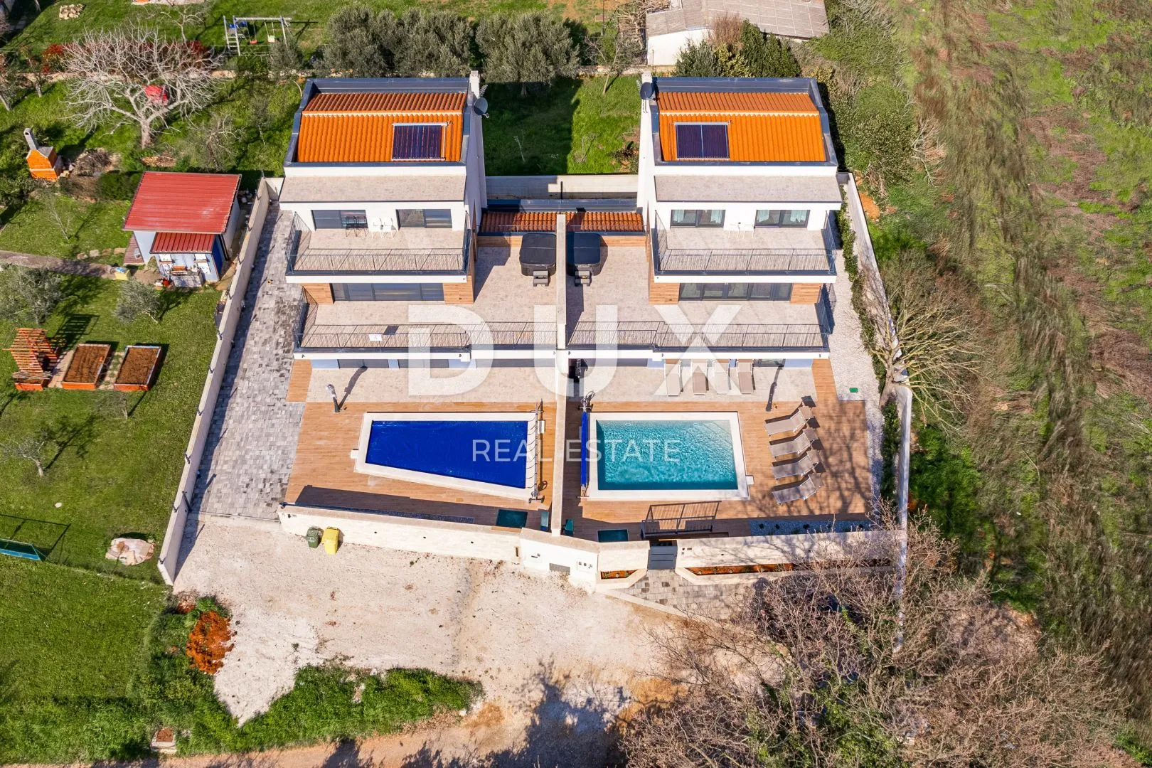 istra, banjole - suvremena dvojna vila pored mora! - slika 59