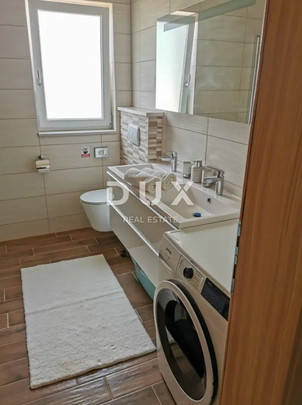 istra, barban - luksuzna vila s pomoćnim objektom - slika 40