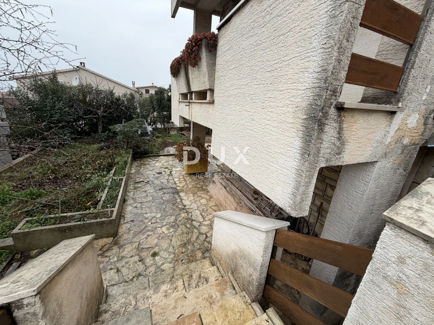 zadar, plovanija – fleksibilan poslovni prostor 200 m² - slika 20