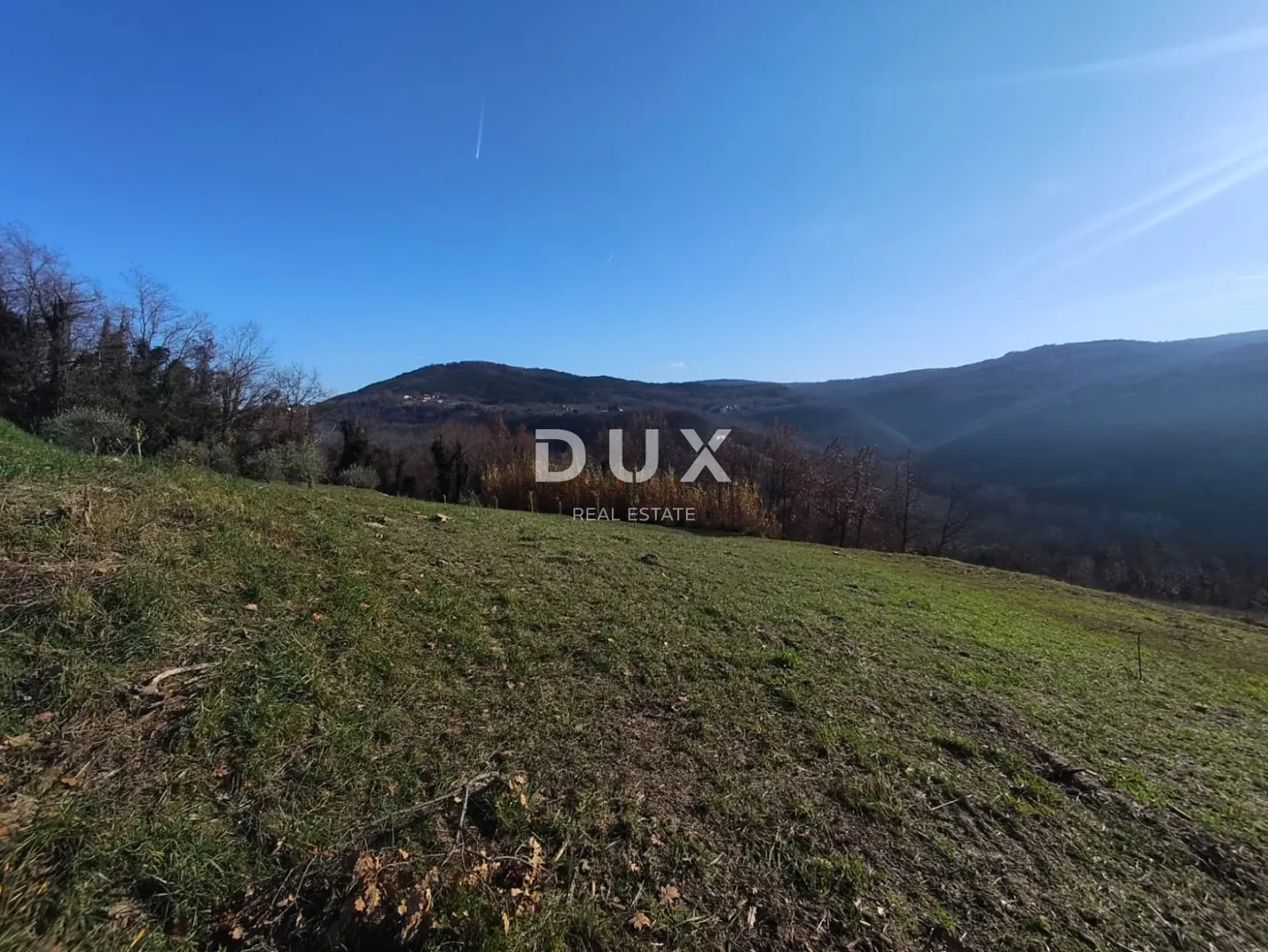 istra, motovun - građevinsko zemljište na osami s pogledom - slika 5