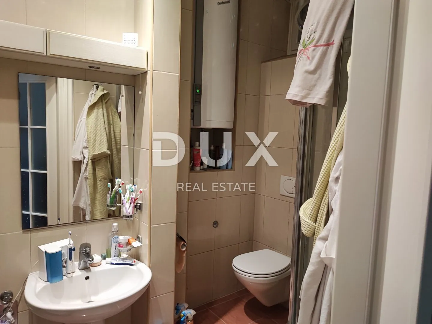 opatija, centar - 2s+db stan na prvom katu - slika 10