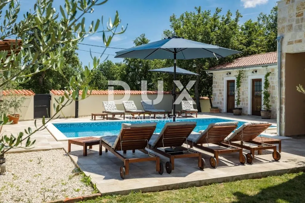 istra,svetvinčenat - rustikalna vila s bazenom - slika 5