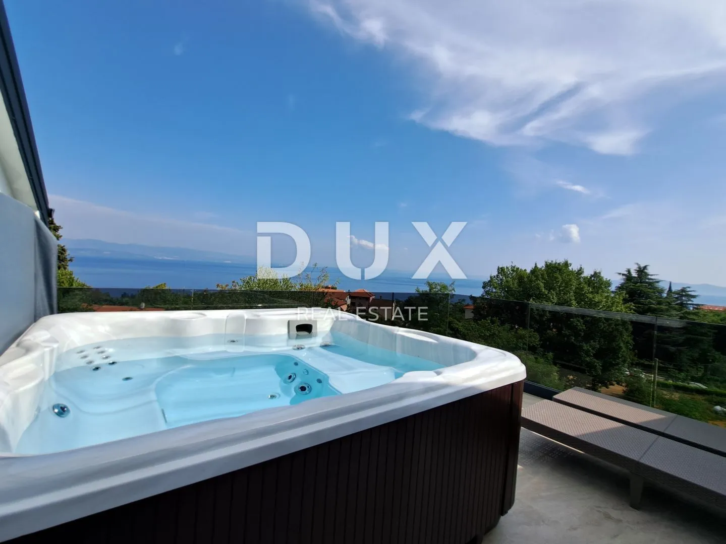 opatija, lovran - luksuzna vila s dva stana, dva bazena i pogledom na more - slika 35