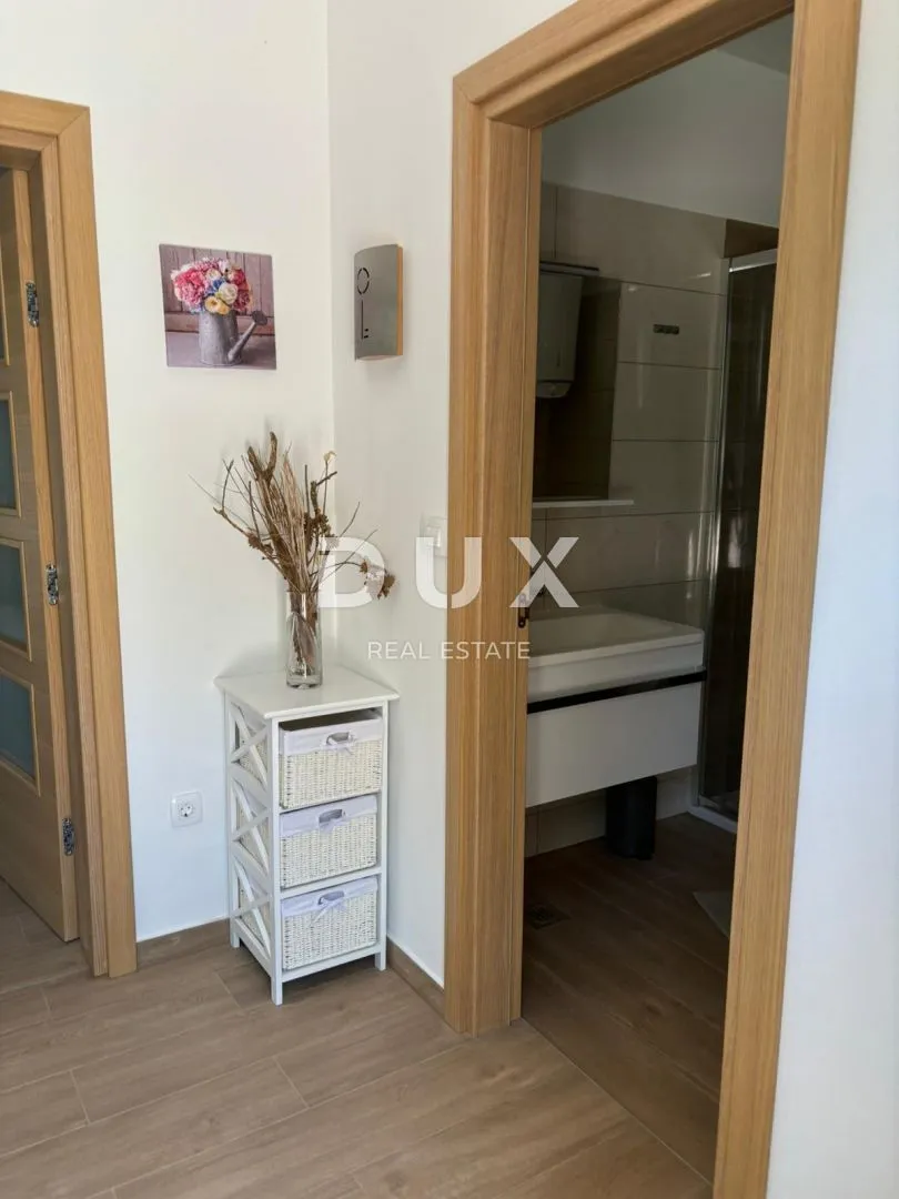 istra, medulin moderna dvojna kuća s bazenom 600 m od mora! - slika 17
