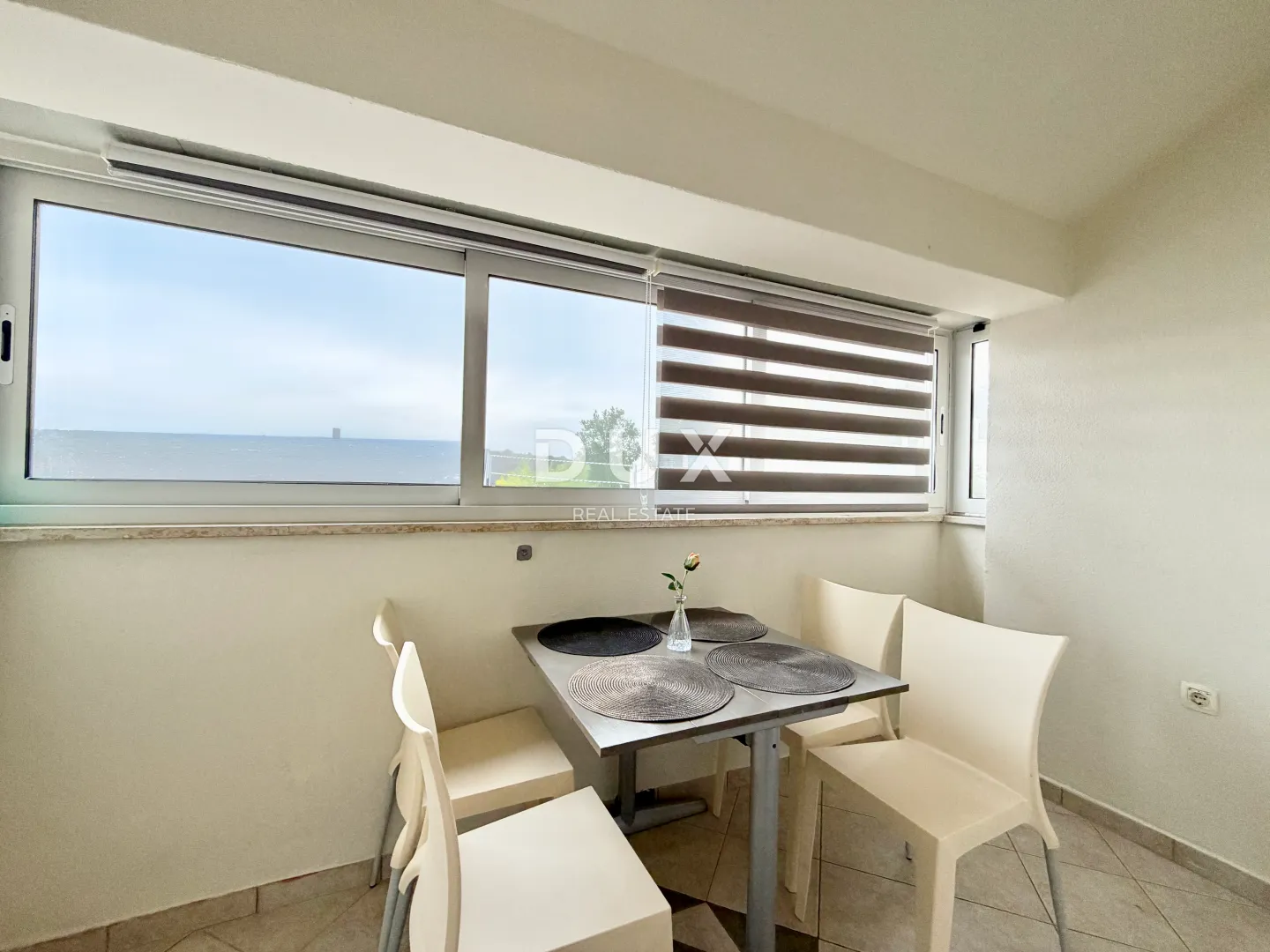 istra, umag - 2s+db, 300 metara do mora, prilika! - slika 2