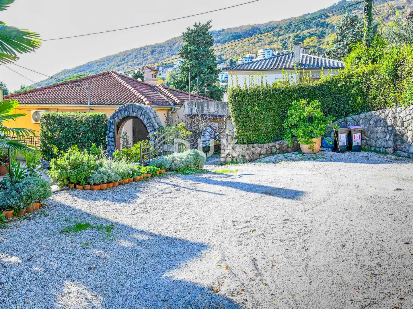 opatija, centar - samostojeća kuća u centru opatije s parkingom i pogledom, 500m od mora - slika 59
