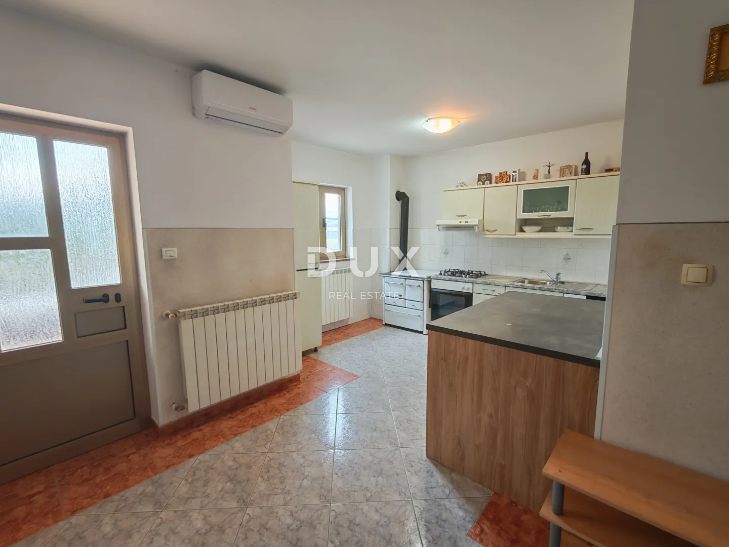 istra, boljun - kuća s dva stana u srcu istre - slika 22