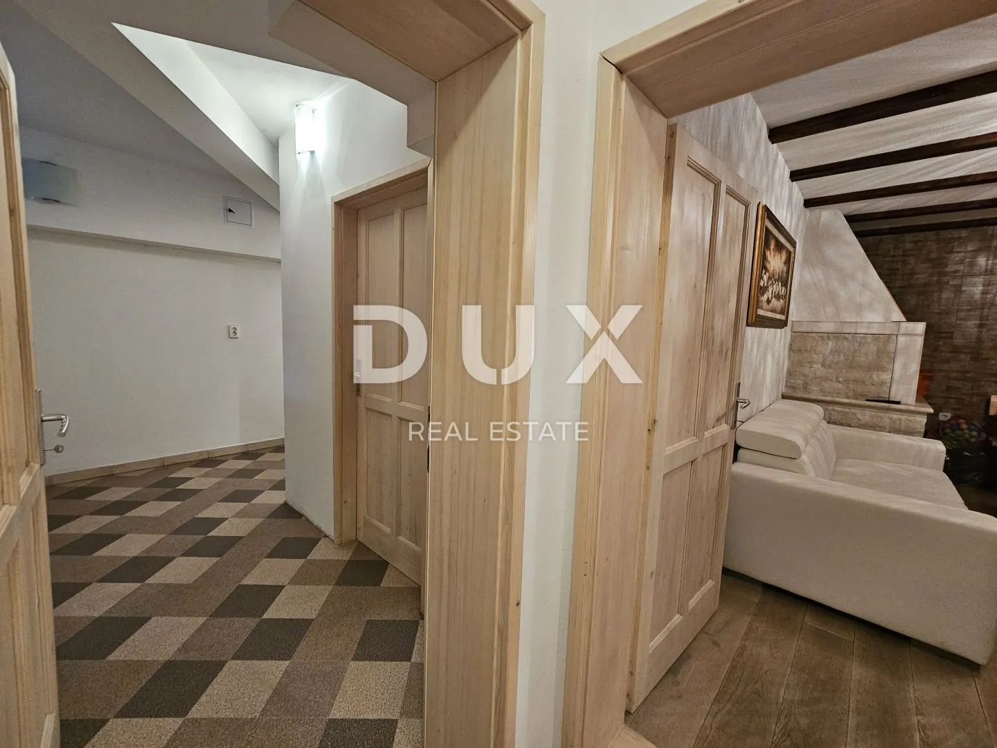 istra, pula - kvalitetna obiteljska apartmanska kuća na atraktivnoj lokaciji - slika 159