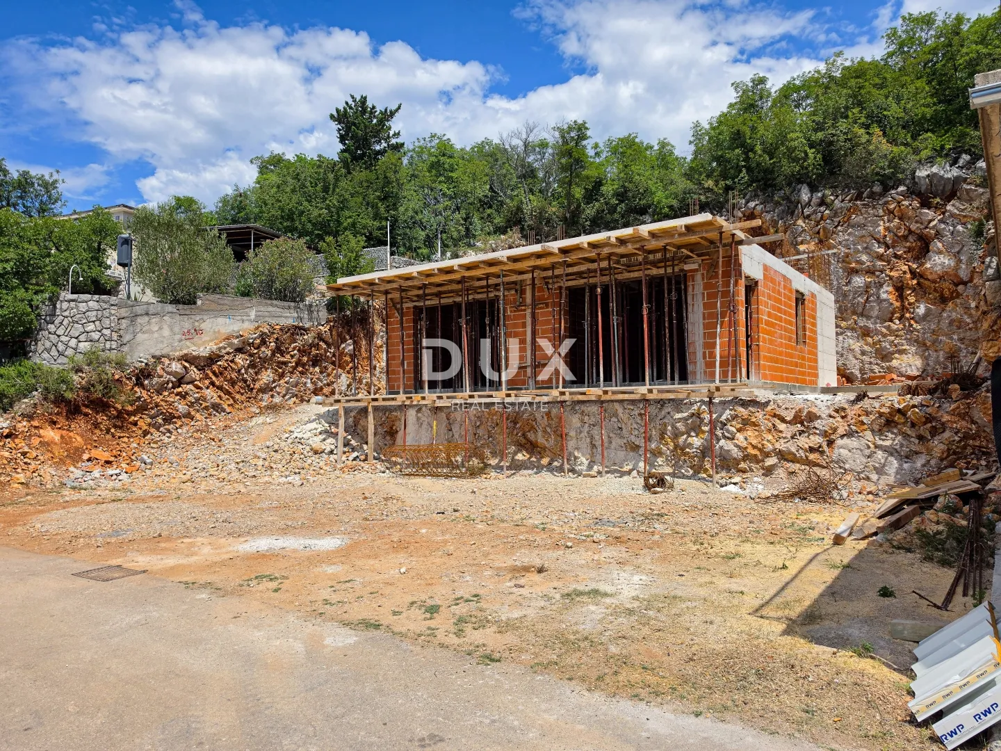 krk, omišalj, jednosobni stan, 50 m2, drugi red do mora - slika 3