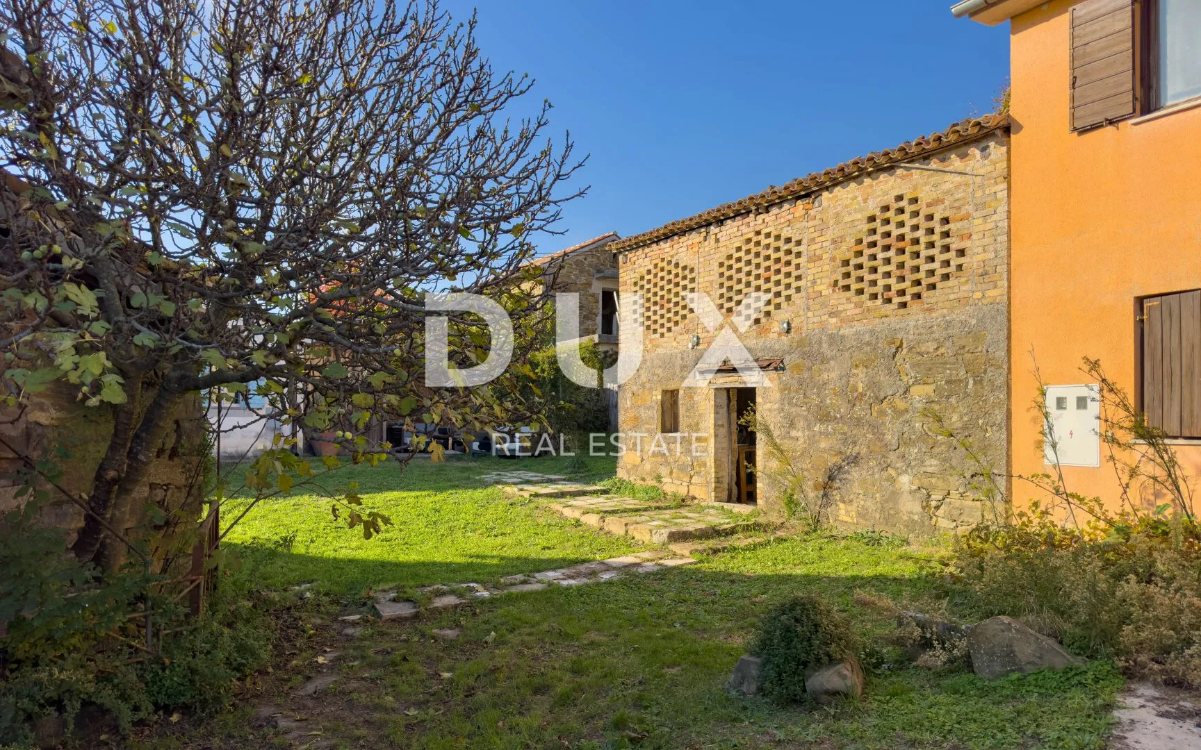 istra, lupoglav, kuća, 646 m2, 8 kuća na imanju 22.000 m2 - slika 24