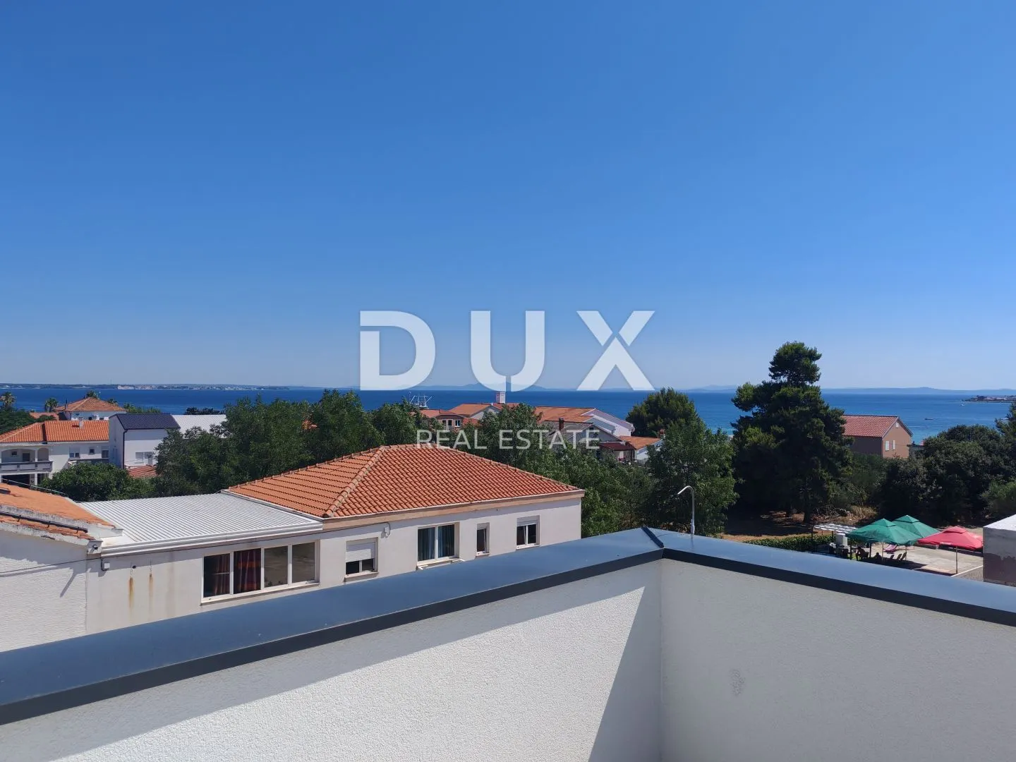 zadar, vir - komforan penthouse s pogledom na more 180 metara od plaže jadro! as3 - slika 6