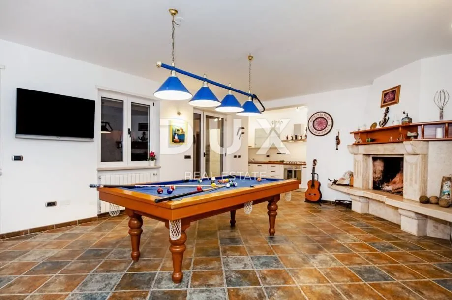 istra, rovinj - luksuzna vila na odličnoj lokaciji - slika 11