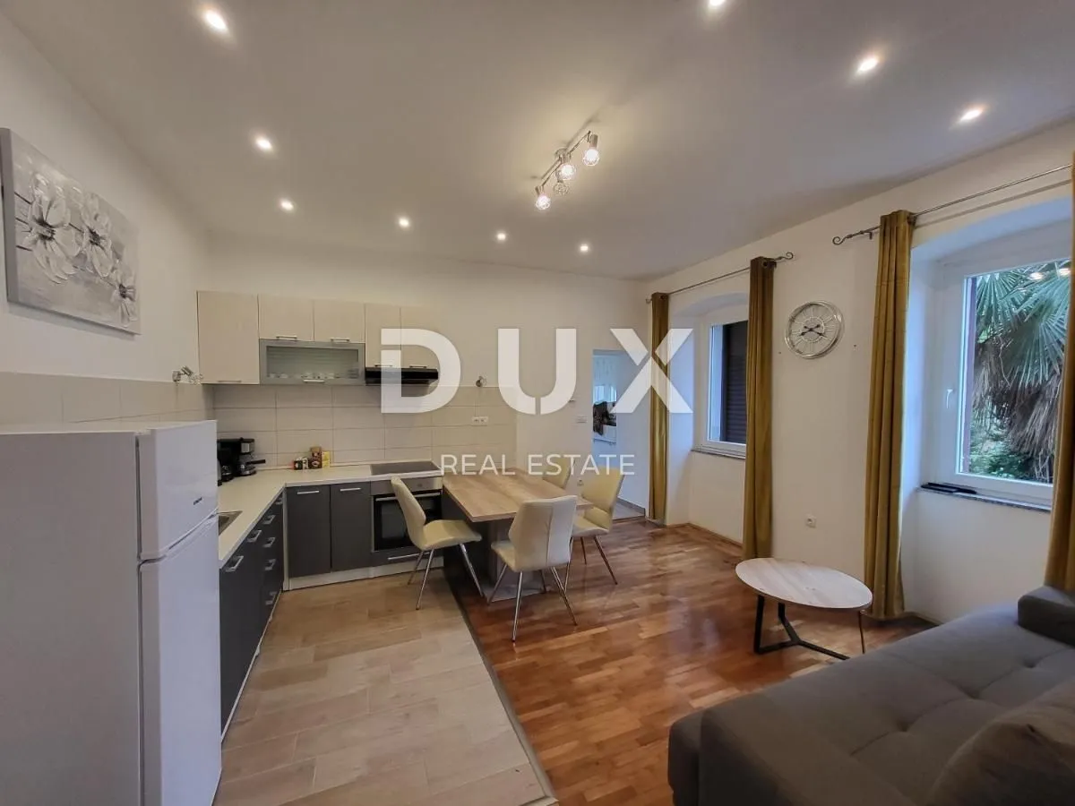 OPATIJA, VOLOSKO - Kompletno adaptirani apartman 100 metara od mora!