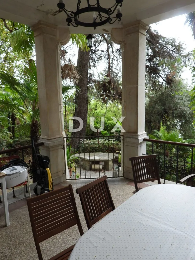 opatija, centar, vila, 484 m2, dva stana, 2. red do mora - slika 42
