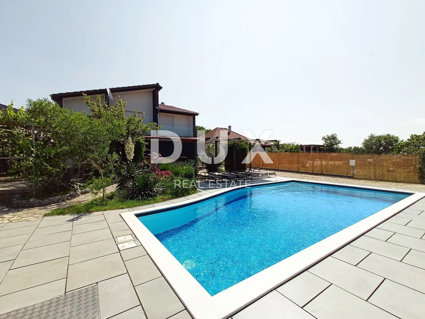 zadar, debeljak - prekrasna vila s bazenom - slika 4