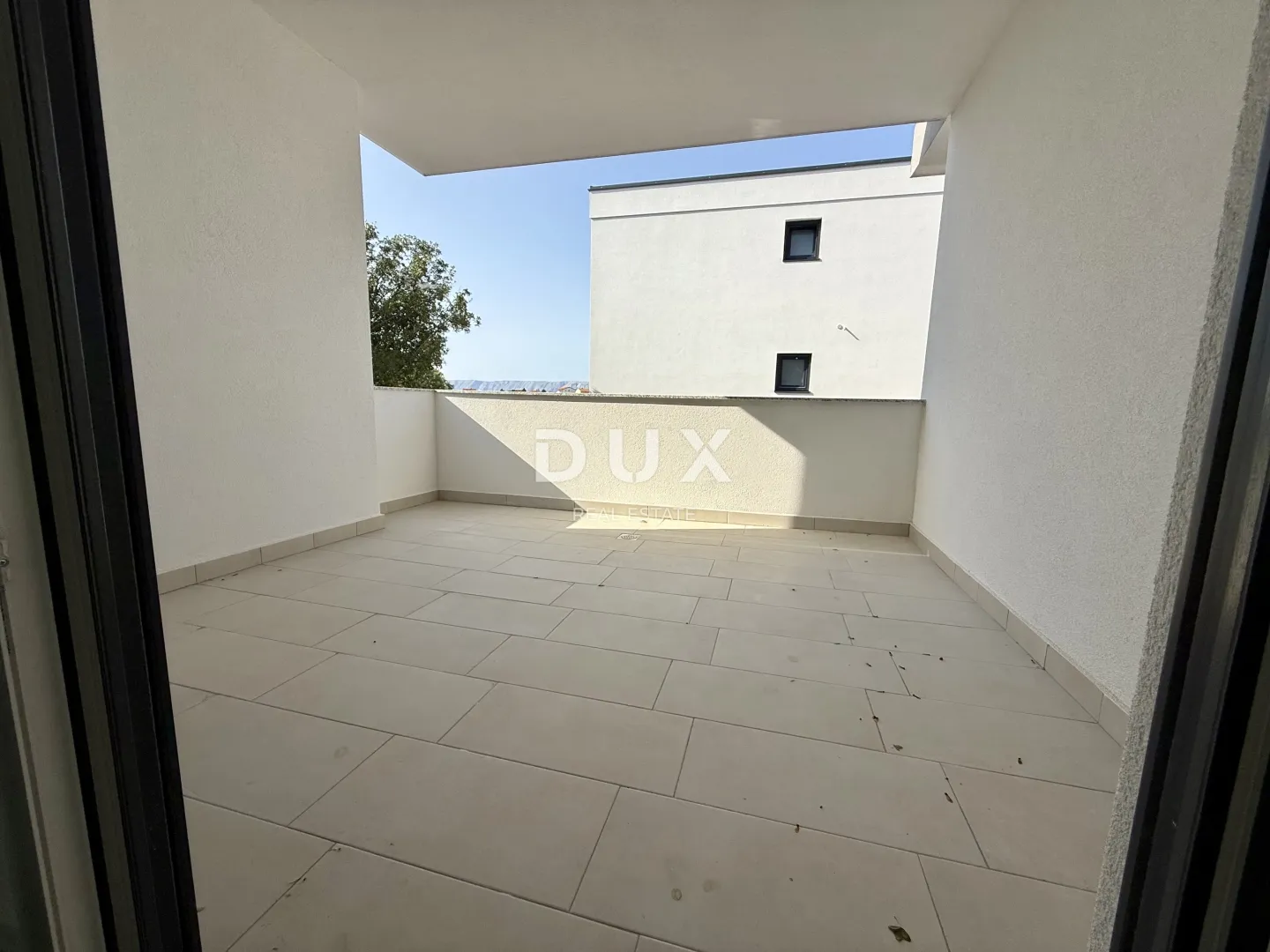 novi vinodolski, dvosobni apartman, 67 m2, novogradnja, okućnica - slika 3