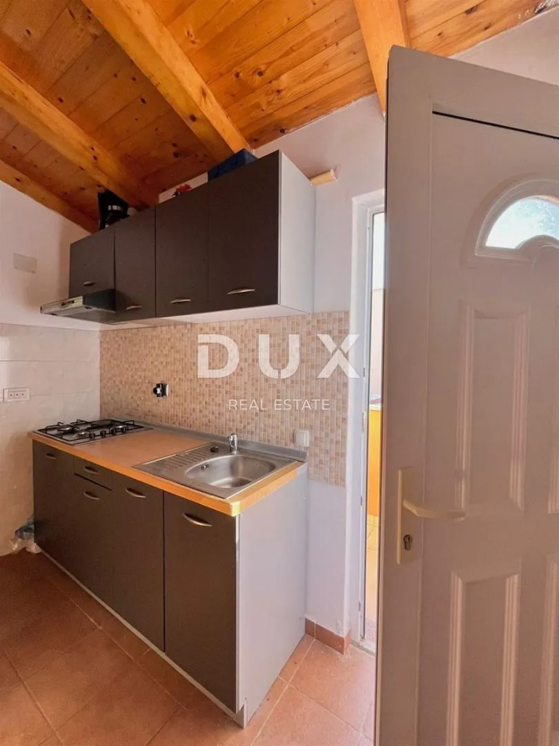 zadar, zaton - kuća s dva apartmana u blizini mora - slika 11