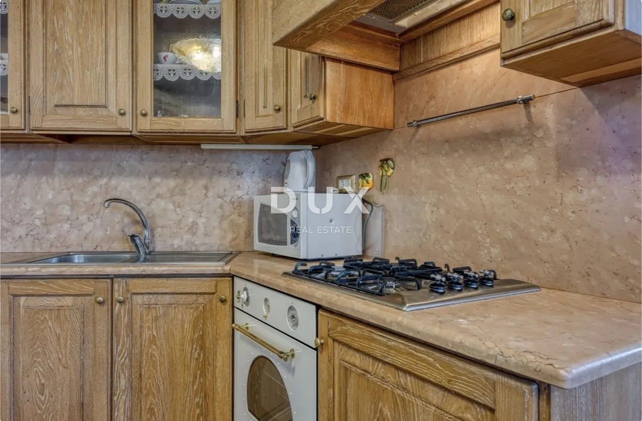 istra, rovinj - penthouse 75,40 m2 u starom gradu s pogledom na more! - slika 4