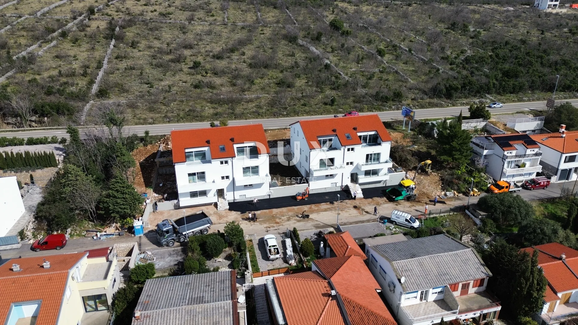 novi vinodolski – stan od 65m² u ekskluzivnom resortu, prvi red do mora s privatnom plažom - slika 5