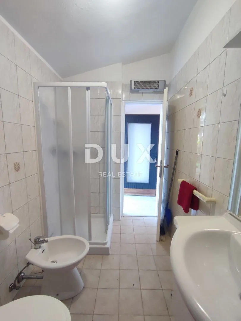 istra, pula, veli vrh - impozantna obiteljska vila nadomak grada - slika 96
