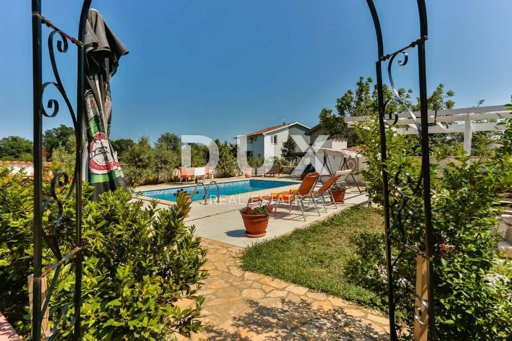 istra, medulin - apartmanska kuća smještena nadomak plaža - slika 27