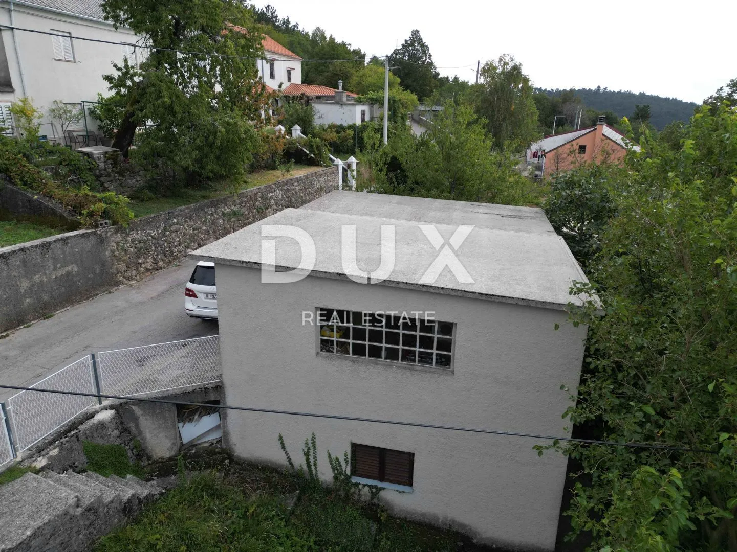 rijeka, hreljin- dvojna kuća 150m2 s pogledom na more + okoliš 650m2 - slika 15