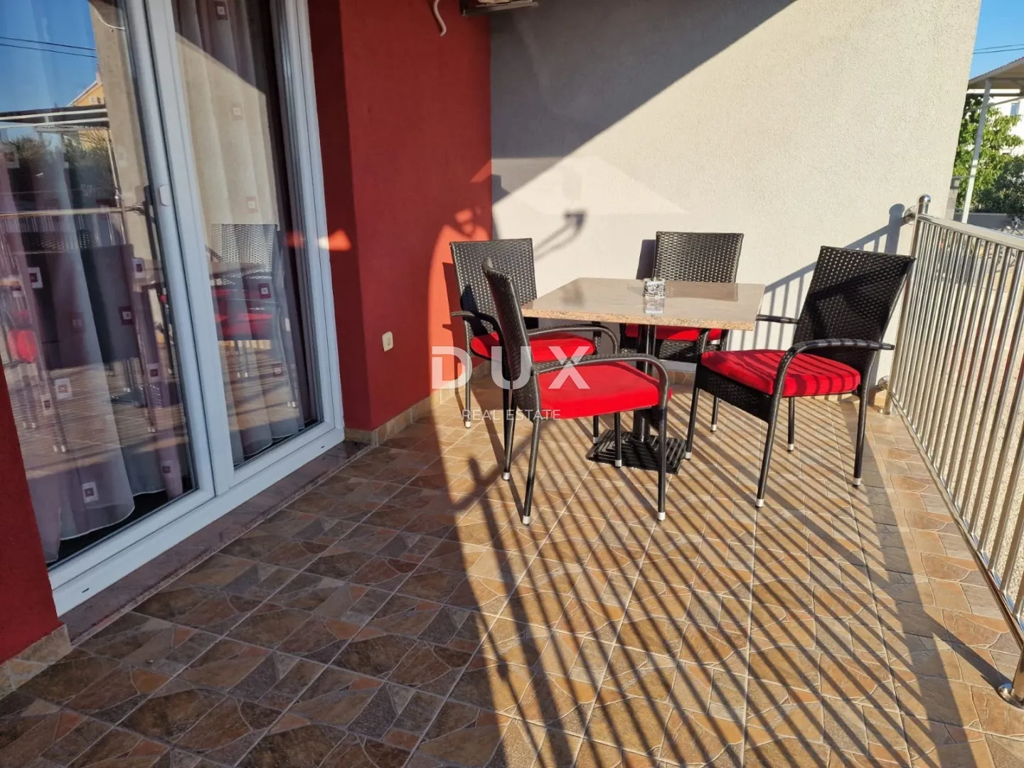 šibenik, vodice – 3 sj + mogućnost 6, parcela 920 m² - slika 30
