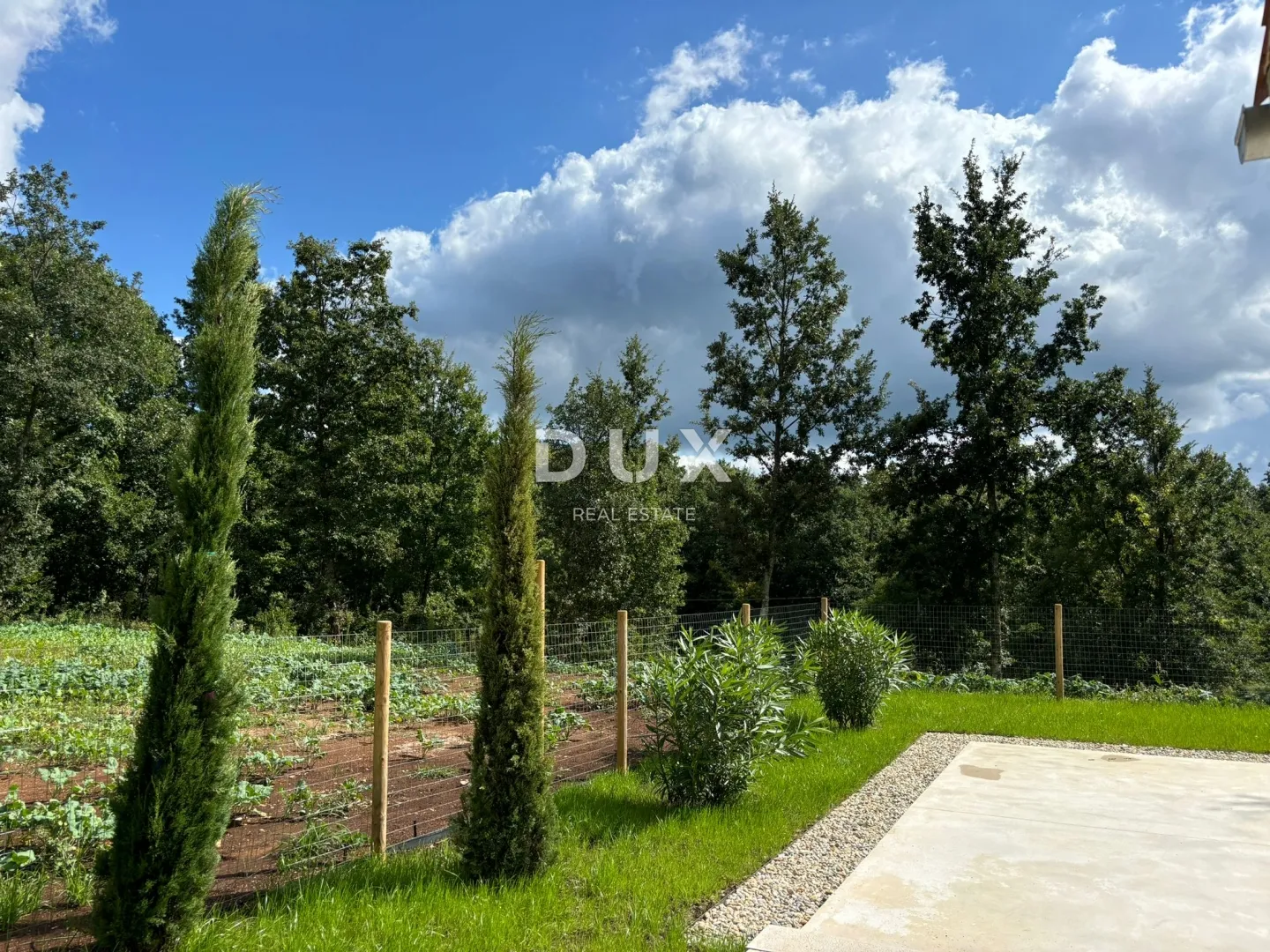 istra, pazin - prodaja mediteranske vile s pogledom na prirodu - slika 14
