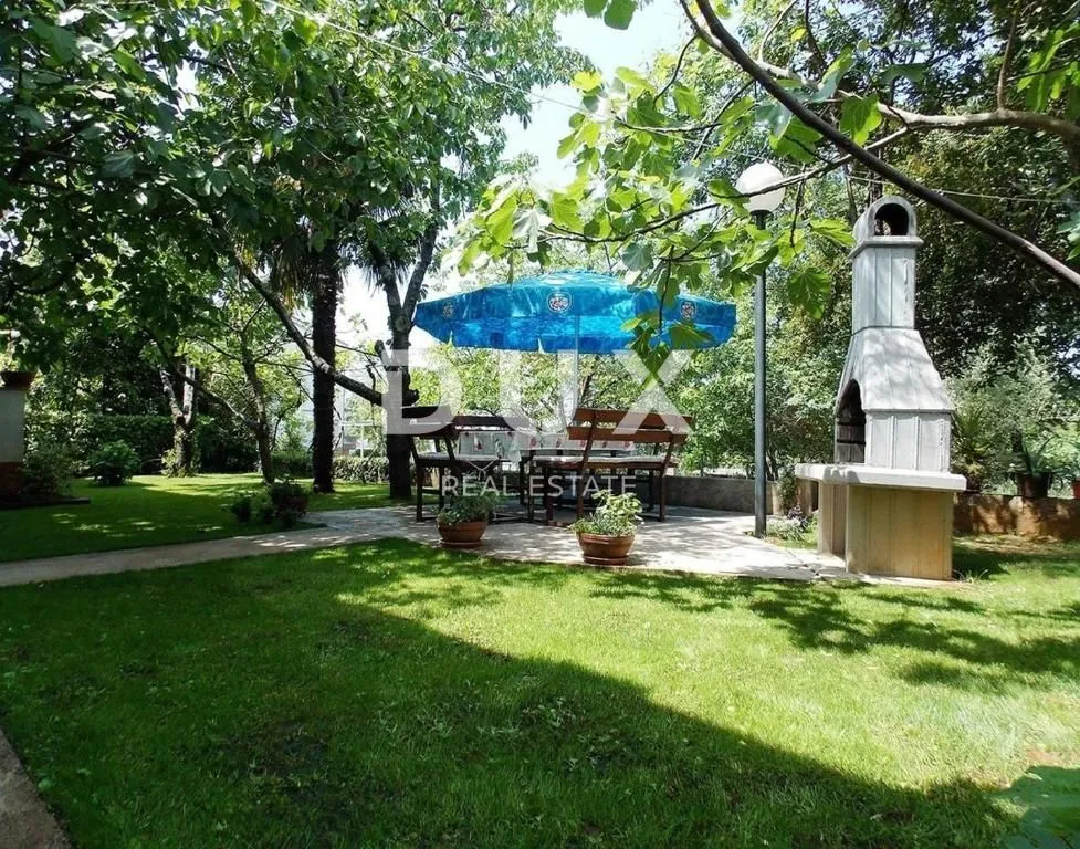 otok krk, malinska - dvojna kuća sa 7 apartmana - slika 14