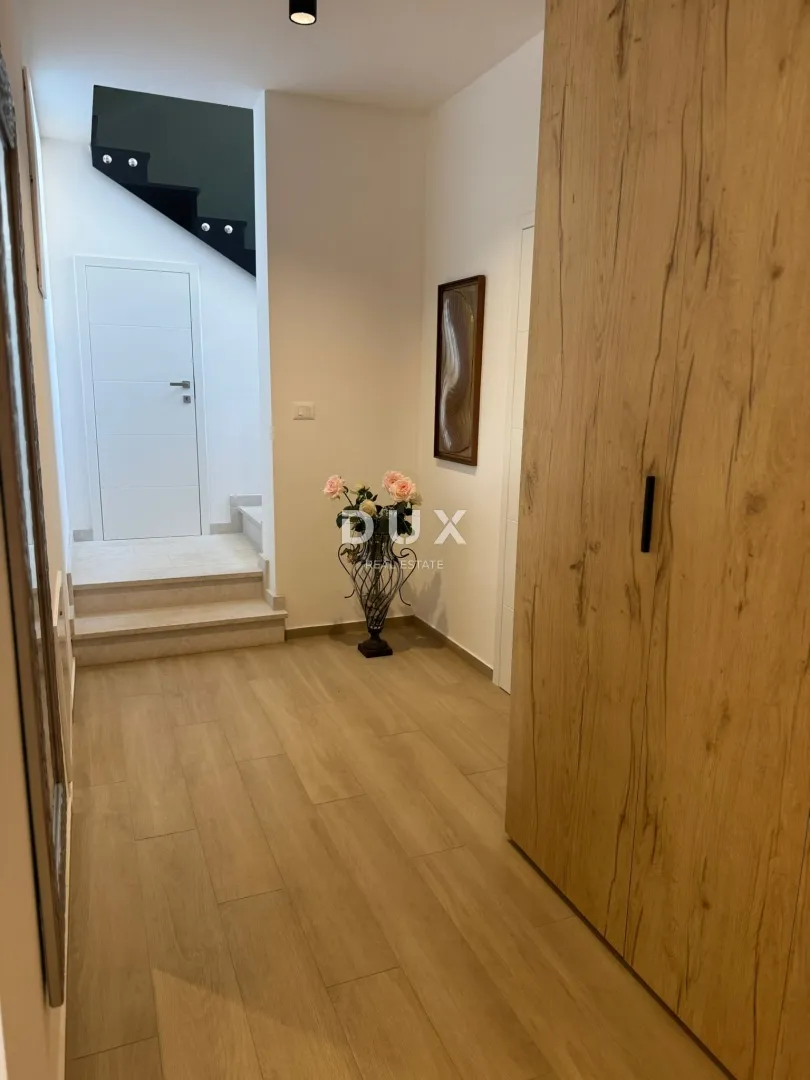 istra, poreč - moderna dvojna kuća s bazenom u blizini poreča - slika 12