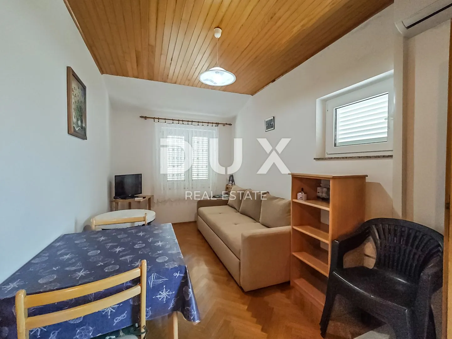 otok krk, baška - dvojna kuća u centru - slika 14